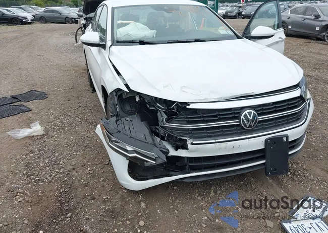 3VW5M7BU5RM064870: 42777587