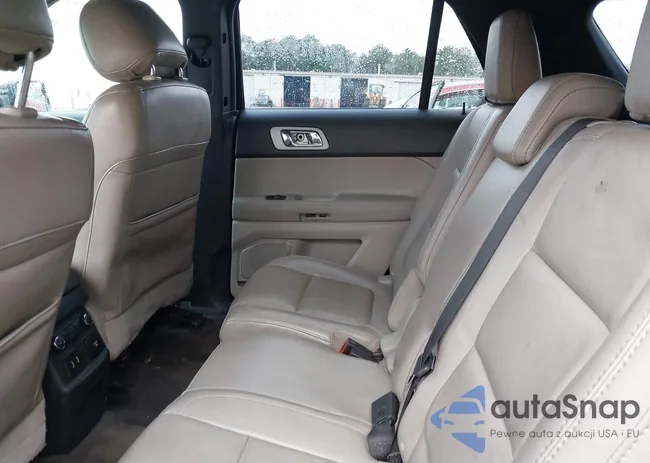 1FM5K7F82GGA77567: 42776704