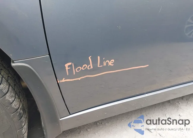 1YVHZ8CH5A5M28413: 42776775