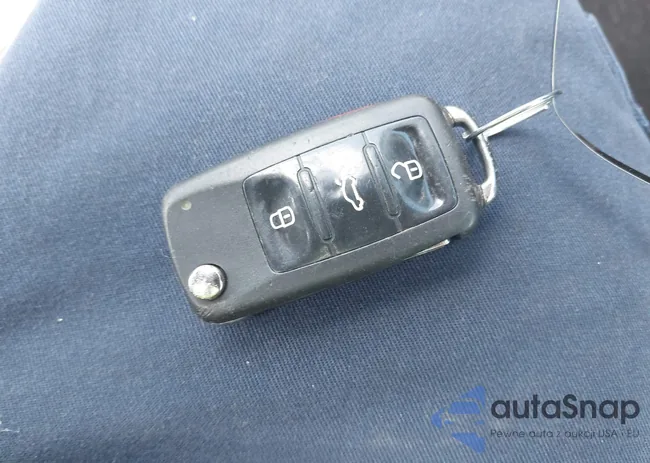 3VWLP7AJ7CM412326: 42776800