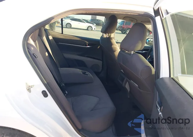 4T1B11HK9KU852940: 42776819