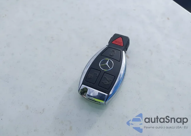 WDBUF56X99B389481: 42776968