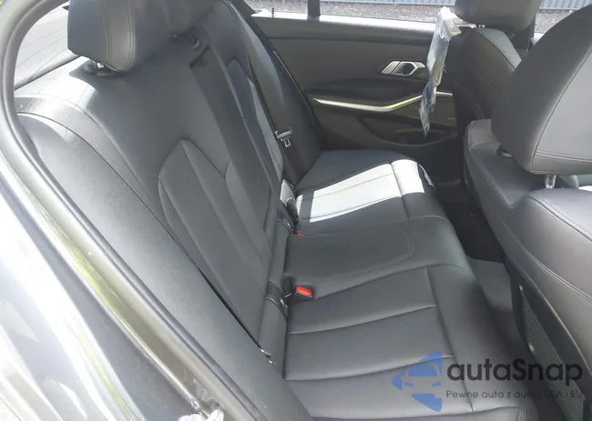 WBA5U9C04LFJ75957: 42778055