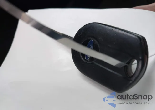 1FADP3F2XGL263926: 42778180