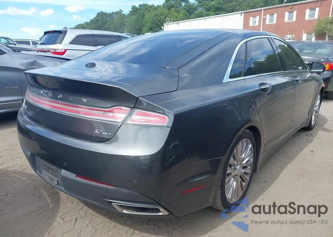 3LN6L2JK4FR616558: 42778227