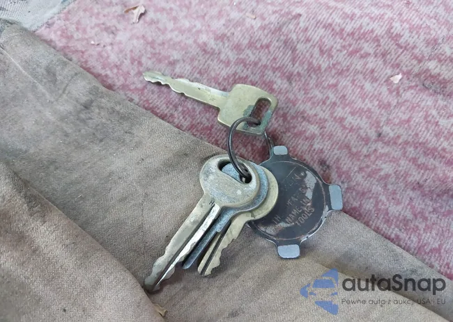 1FTHF25H9HNA20533: 42778344