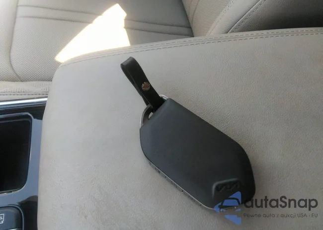 KNDRKDJG3S5352743: 42778417