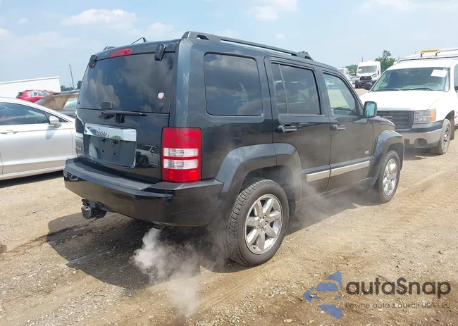 1C4PJMAK3CW170289: 42777718