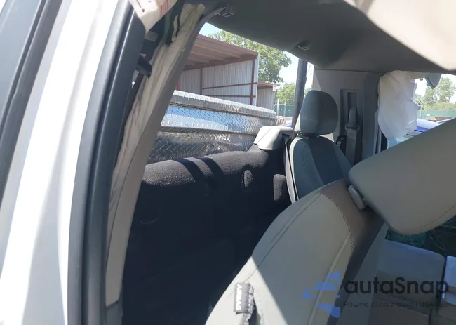 1FTMF1CB0JKD15177: 42777741