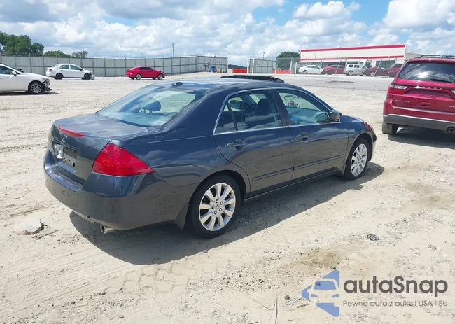 1HGCM66567A043755: 42779170