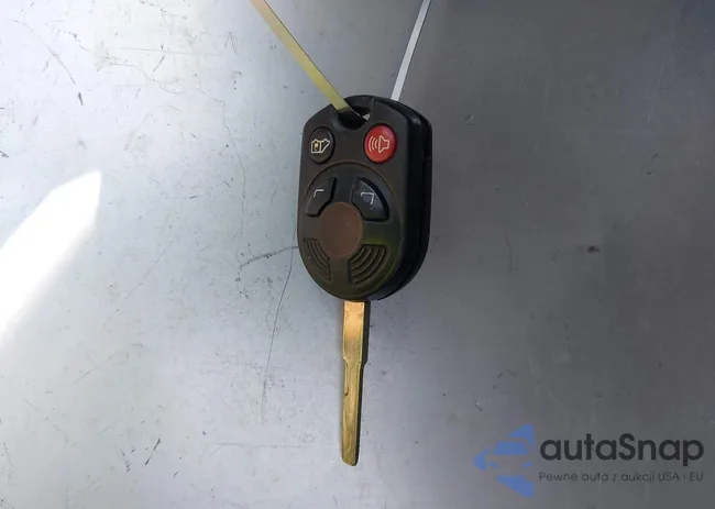 1FTYR2XM8FKA38005: 42779194