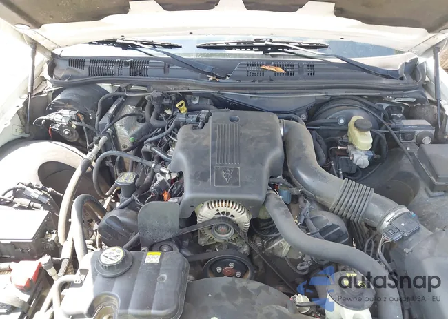 2MEFM75W63X698476: 42779255