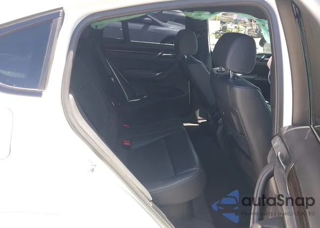 5UXXW3C5XF0M89147: 42779290