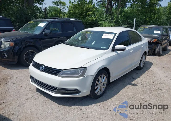 3VWDP7AJ3DM417948: 42779357