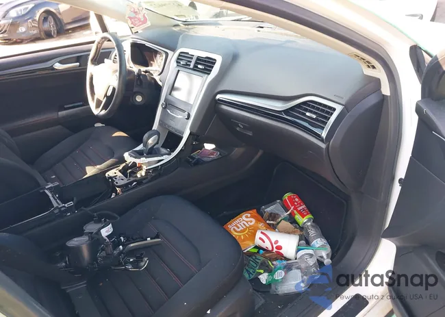 3FA6P0HD6FR218634: 42779422