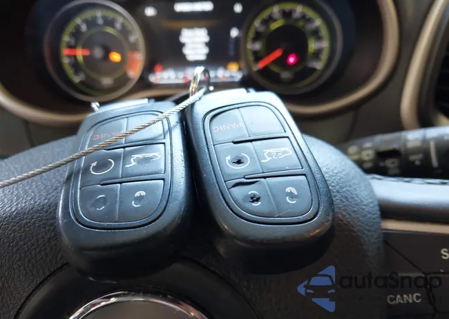 1C4PJMDS4GW130451: 42778788