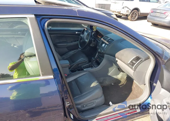 1HGCM66554A044262: 42780181