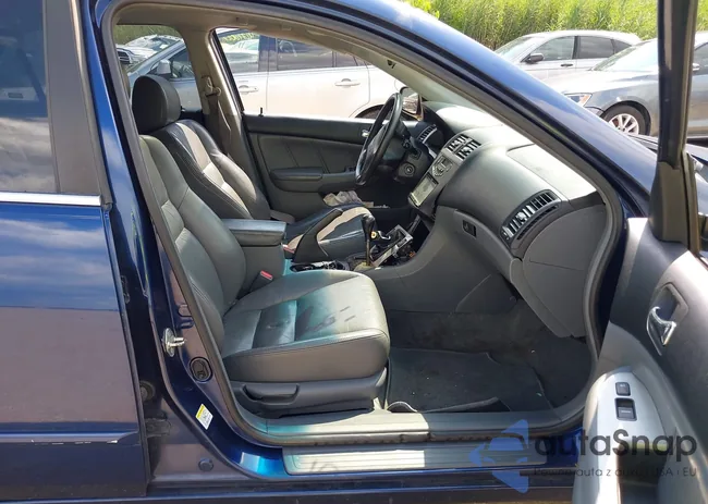 1HGCM558X4A057286: 42780425