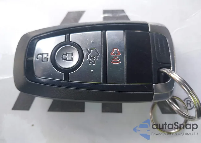 3FA6P0LU7JR166379: 42779679