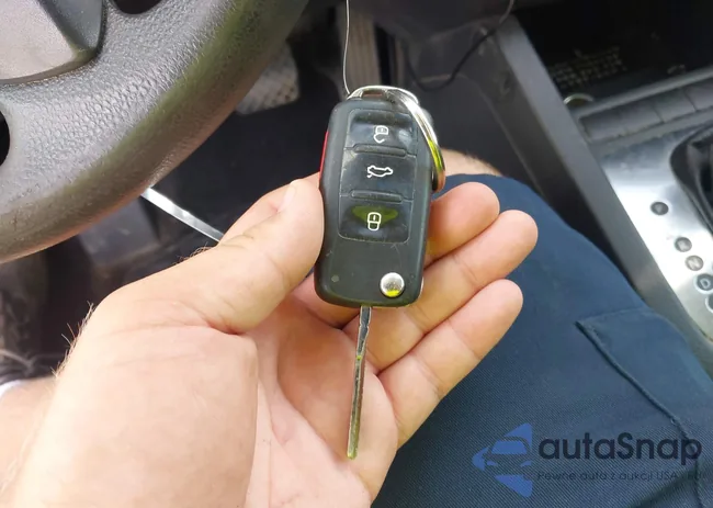 3VW2K7AJ5CM367963: 42779705