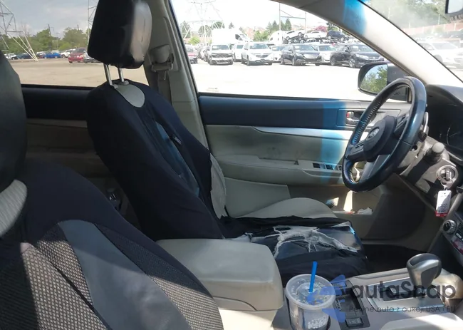 4S4BRBGC4B3447941: 42779764