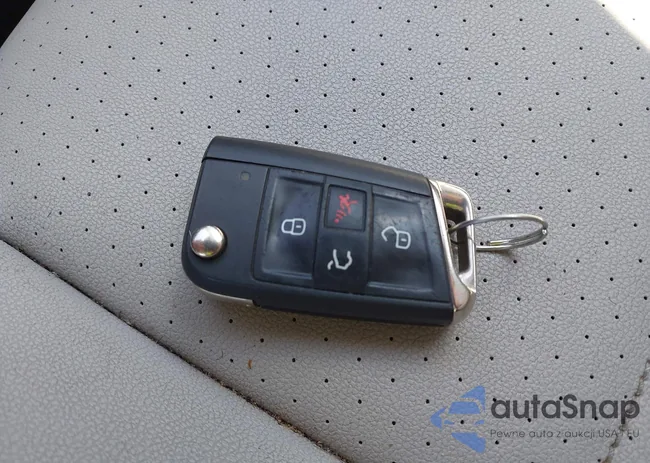 3VV2B7AX3KM096912: 42781053