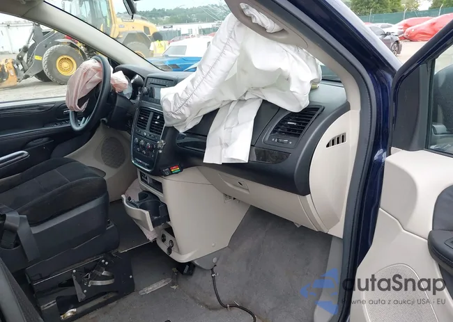 2C4RDGCG1DR583008: 42781113