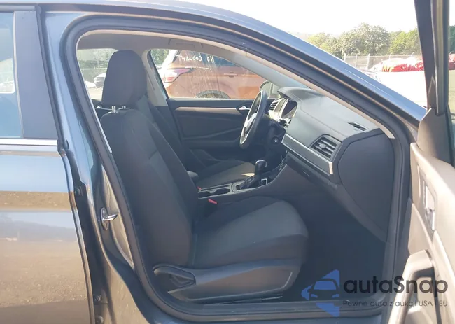 3VWC57BU9KM086185: 42781234