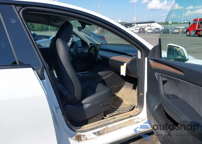 7SAYGDEE8RF161465: 42780839