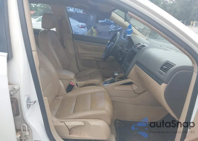 3VWDF81K86M657548: 42780976