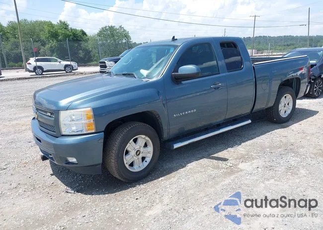 1GCRKSE35BZ135909: 42782209