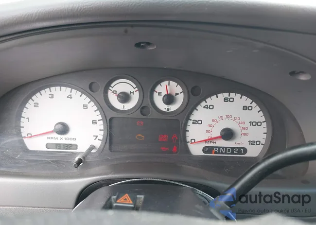 1FTYR14UX8PA47972: 42782345