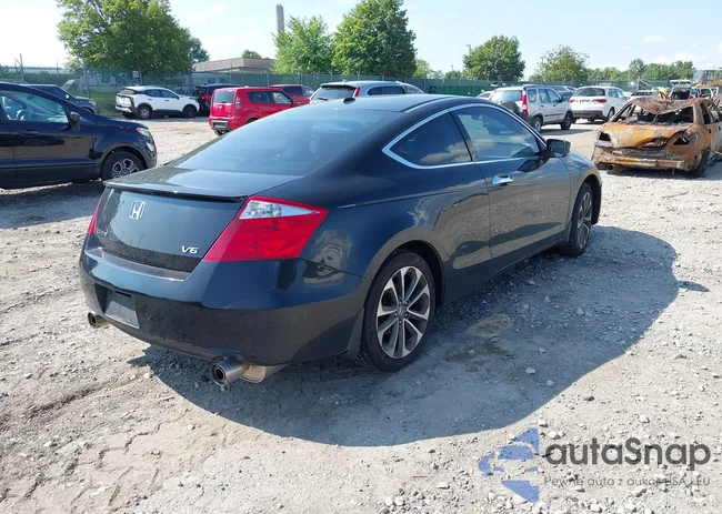 1HGCS22838A001480: 42781728