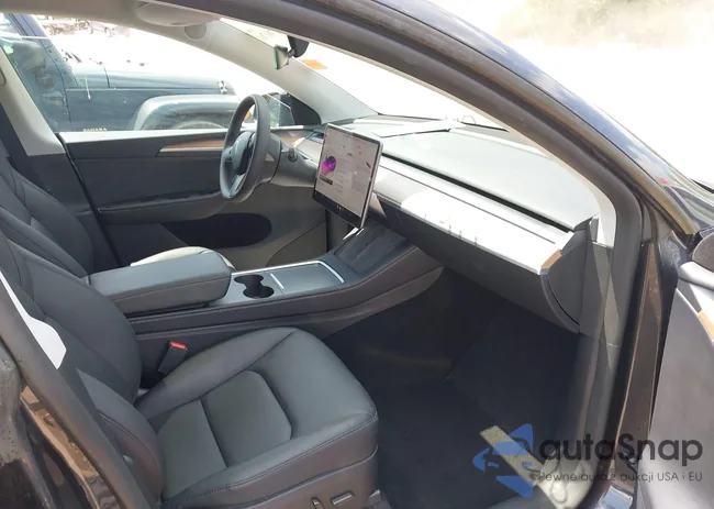 7SAYGDEE2RA273241: 42781761