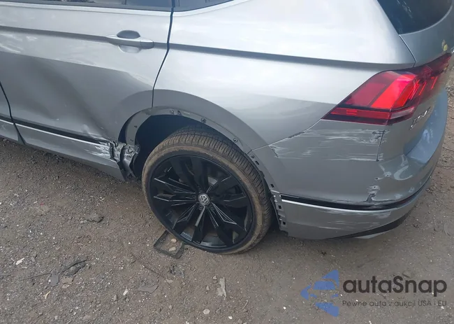 3VV2B7AXXLM146710: 42783353