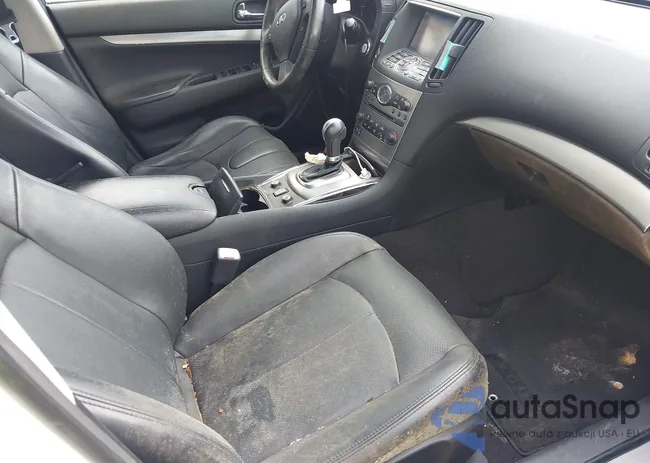 JN1CV6AR8DM768373: 42782768