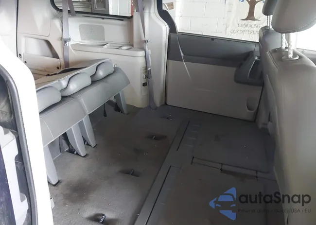 2A8HR54P38R722733: 42782914