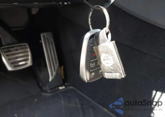 ZASPAKBN1P7D65070: 42784094