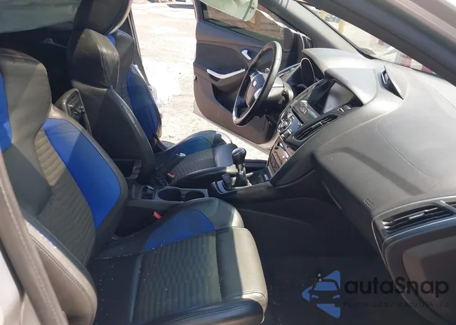 1FADP3L96DL258803: 42784334