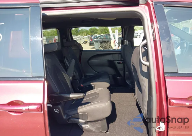 2C4RC1FGXKR746862: 42784385