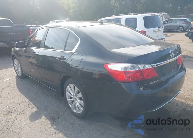 1HGCR2F82DA189702: 42784551