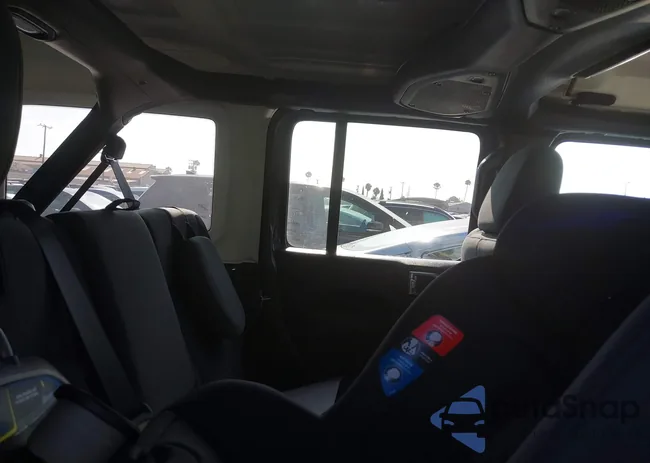 1C4RJXN63RW252510: 42783798