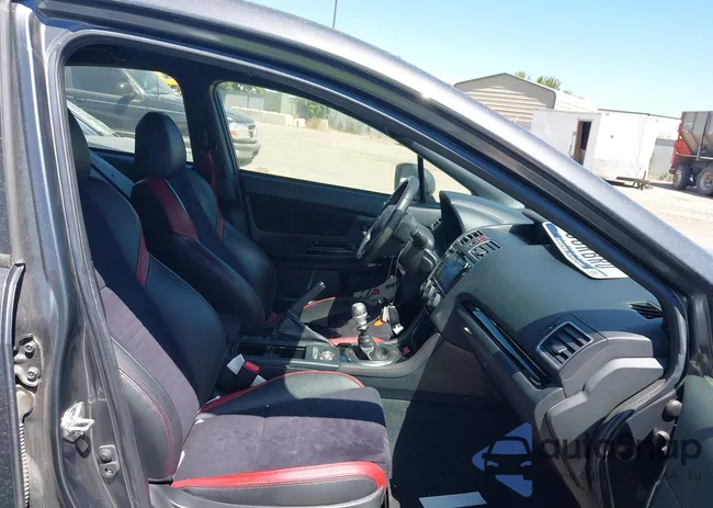 JF1VA2E61M9807727: 42783953