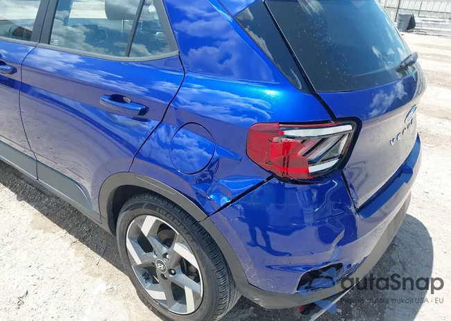 KMHRC8A39PU267884: 42785093