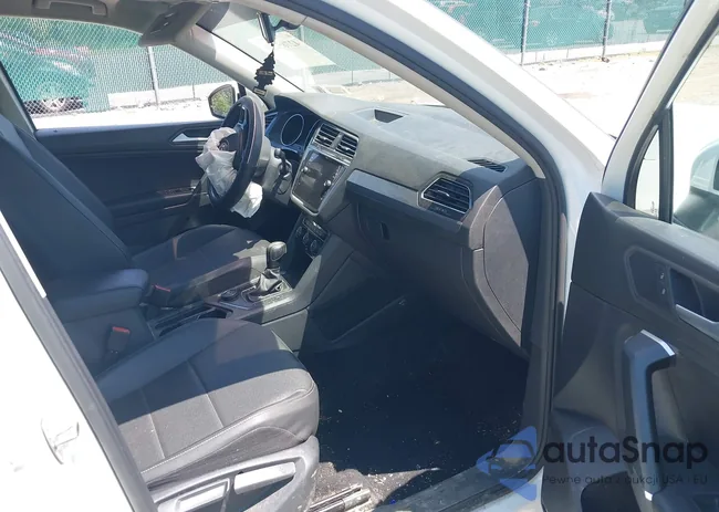 3VV2B7AX6LM080365: 42785220