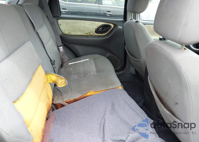 1FMYU93155KB23106: 42785235