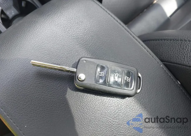 WVGAV7AX1DW557573: 42784616