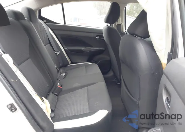 3N1CN8EV4ML875921: 42784813