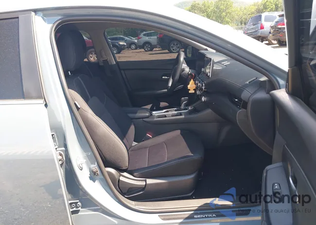 3N1AB8CV7RY229298: 42786082