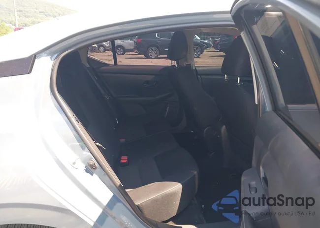 3N1AB8CV7RY229298: 42786082